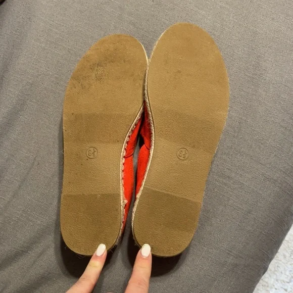 Target flats - Picture 2 of 2